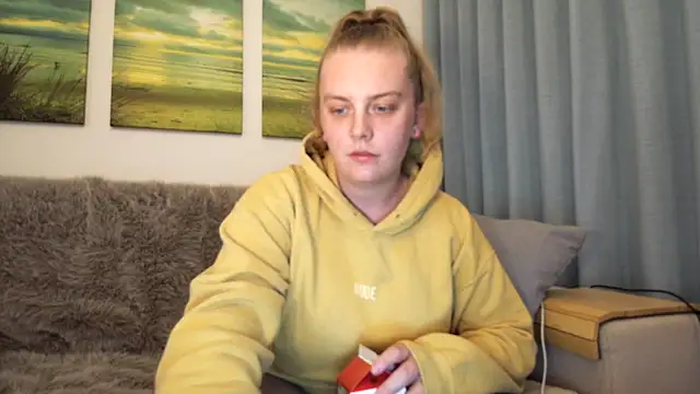 Snapshot of Vixen_Mistress_Ali chatting on 11, 11, 2025 Vixen Mistress Ali online show from 11, 11, 2025