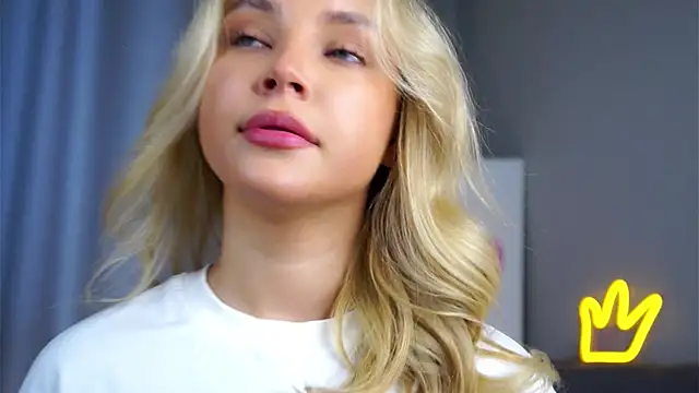 Snapshot of AftonConnett chatting on 4, 10, 2025 AftonConnett online show from 4, 10, 2025