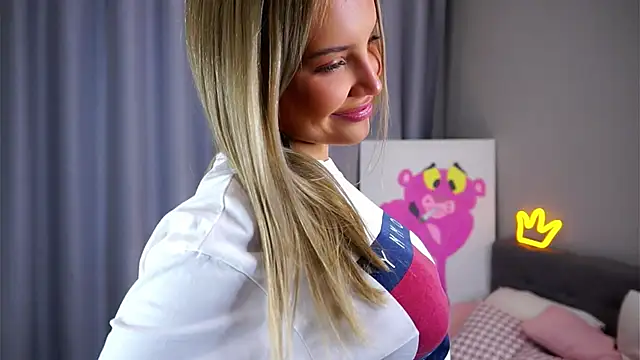 Snapshot of AftonConnett chatting on 28, 10, 2025 AftonConnett online show from 28, 10, 2025