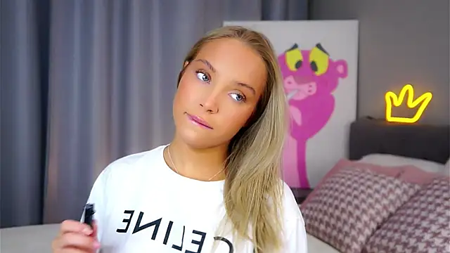 Snapshot of AftonConnett chatting on 13, 11, 2025 AftonConnett online show from 13, 11, 2025