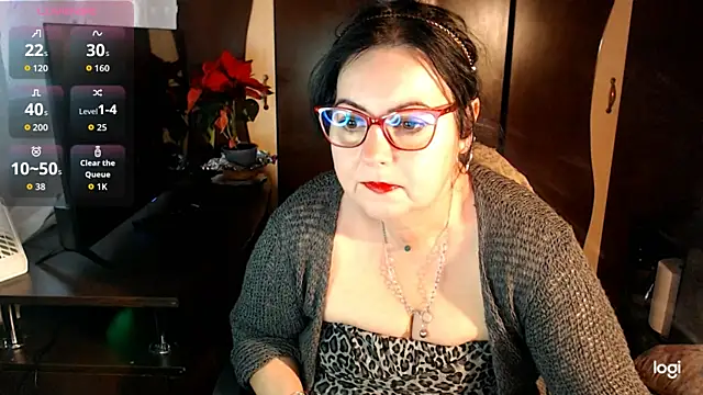 Snapshot of exymilf_ chatting on 14, 12, 2025 exymilf online show from 14, 12, 2025