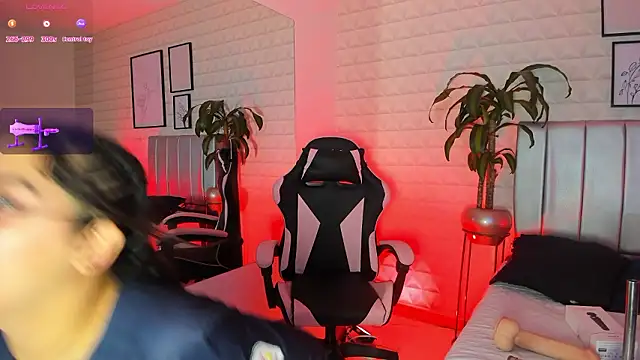 Lizzie-Evans online show from 13, 2, 2026