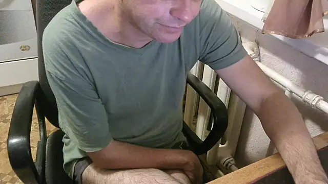 Snapshot of AlDON59 chatting on 11, 10, 2025 AlDON59 online show from 11, 10, 2025