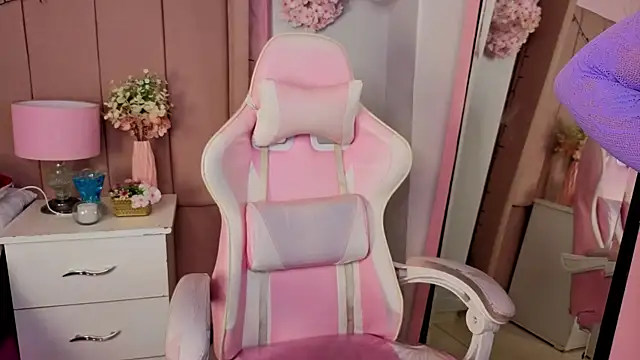 MollyBigBoobs12 online show from 24, 10, 2025