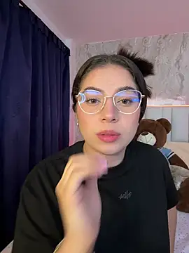IsabellaAnngel online show from 16, 7, 2026