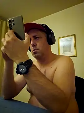 HeteroHotGuy1 online show from 3, 11, 2025