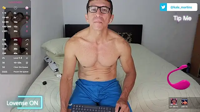 Snapshot of KALE_19 chatting on 18, 6, 2026 KALE 19 online show from 18, 6, 2026
