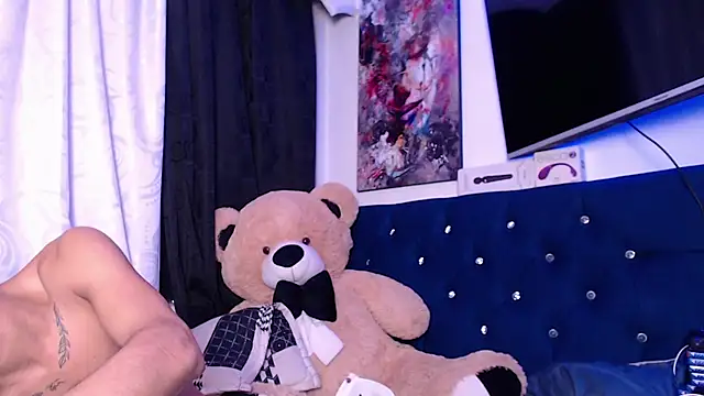 Snapshot of Sexys_Boys_Hot1 chatting on 18, 11, 2025 Sexys Boys Hot1 online show from 18, 11, 2025