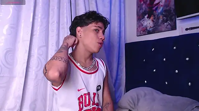 Snapshot of Sexys_Boys_Hot1 chatting on 2, 12, 2025 Sexys Boys Hot1 online show from 2, 12, 2025