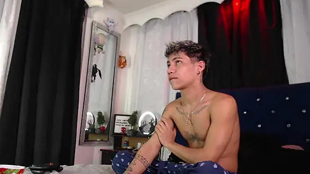 Sexys Boys Hot1 online show from 30, 6, 2026