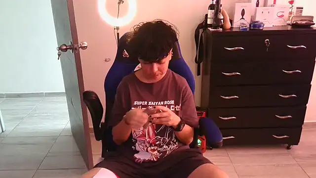 thomascooper7 online show from 7, 3, 2025