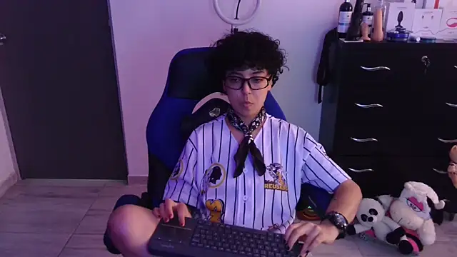 thomascooper7 online show from 15, 2, 2026