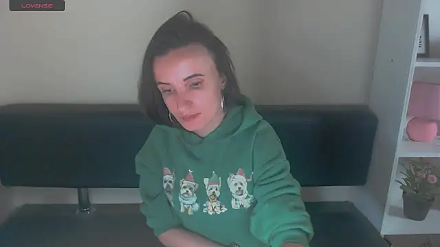 Snapshot of LaimaV_ chatting on 21, 12, 2024 LaimaV online show from 21, 12, 2024