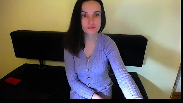 Snapshot of LaimaV_ chatting on 23, 12, 2024 LaimaV online show from 23, 12, 2024