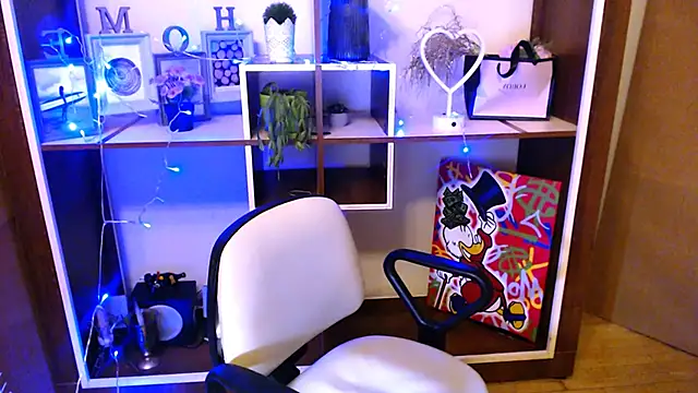 Snapshot of LaimaV_ chatting on 26, 12, 2024 LaimaV online show from 26, 12, 2024