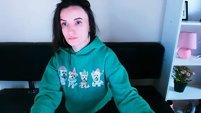 Snapshot of LaimaV_ chatting on 28, 12, 2024 LaimaV online show from 28, 12, 2024