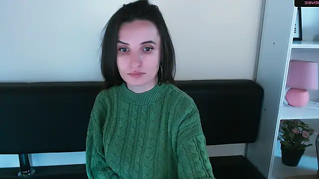 Snapshot of LaimaV_ chatting on 2, 1, 2025 LaimaV online show from 2, 1, 2025