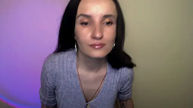 Snapshot of LaimaV_ chatting on 27, 9, 2025 LaimaV online show from 27, 9, 2025