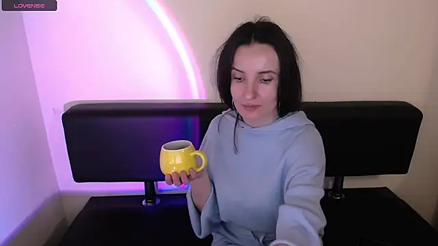 Snapshot of LaimaV_ chatting on 30, 9, 2025 LaimaV online show from 30, 9, 2025