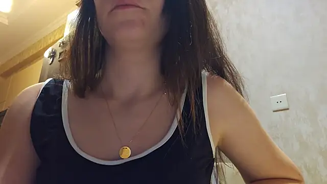 AlejandraDelaney online show from 10, 1, 2025