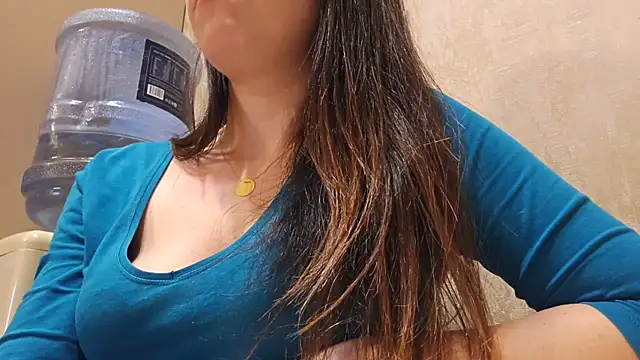 AlejandraDelaney online show from 24, 1, 2025