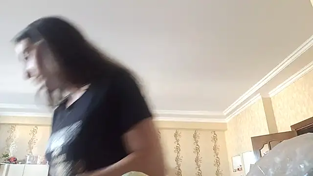 AlejandraDelaney online show from 3, 11, 2025