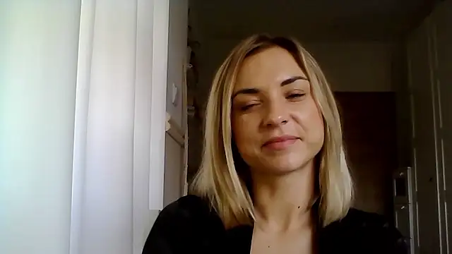 Snapshot of ashley_xlove chatting on 2, 12, 2024 ashley xlove online show from 2, 12, 2024