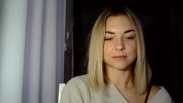 Snapshot of ashley_xlove chatting on 12, 12, 2024 ashley xlove online show from 12, 12, 2024