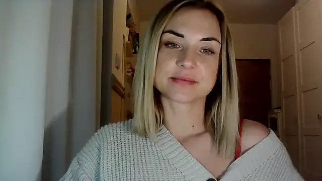 Snapshot of ashley_xlove chatting on 16, 12, 2024 ashley xlove online show from 16, 12, 2024