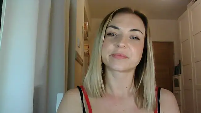 Snapshot of ashley_xlove chatting on 20, 1, 2025 ashley xlove online show from 20, 1, 2025