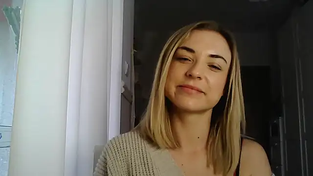 Snapshot of ashley_xlove chatting on 6, 2, 2025 ashley xlove online show from 6, 2, 2025