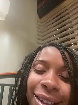 Snapshot of miamiworld chatting on 14, 12, 2024 miamiworld online show from 14, 12, 2024