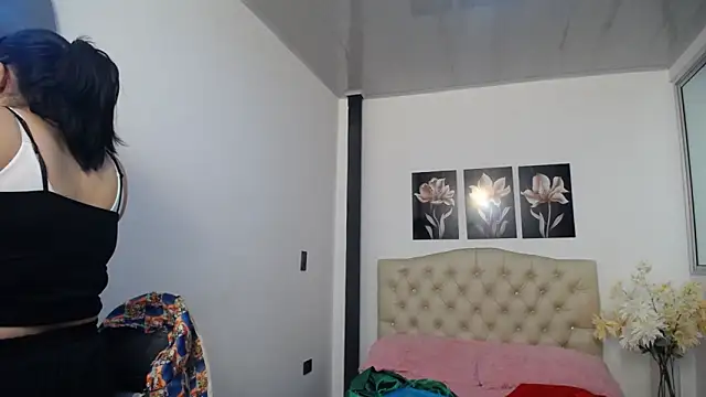 lily f00x online show from 26, 3, 2026