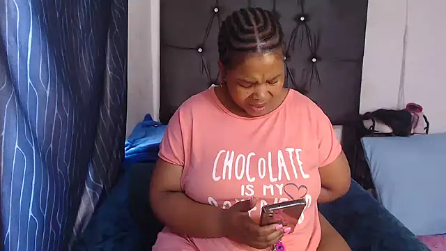 Snapshot of BigbootyNickyx chatting on 20, 11, 2025 BigbootyNickyx online show from 20, 11, 2025