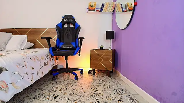 amber maxwell online show from 15, 3, 2025