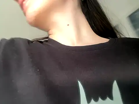 lunitayliam online show from 9, 10, 2025