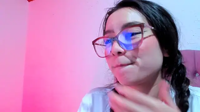 Snapshot of teffy_lee chatting on 8, 12, 2024 teffy lee online show from 8, 12, 2024