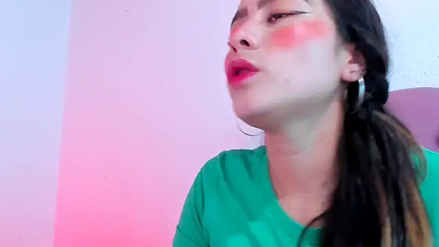 Snapshot of teffy_lee chatting on 15, 12, 2024 teffy lee online show from 15, 12, 2024