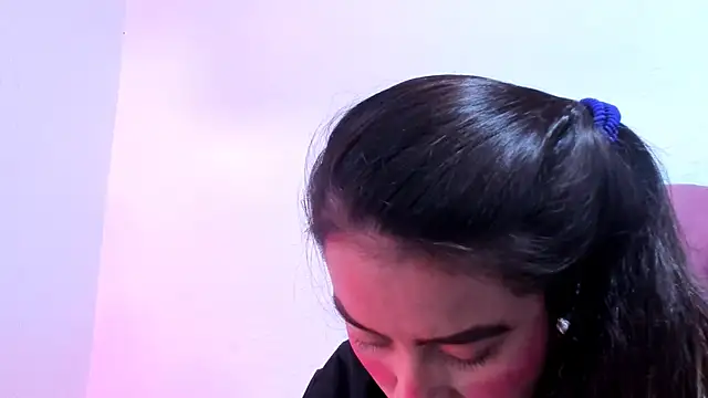 Snapshot of teffy_lee chatting on 2, 2, 2025 teffy lee online show from 2, 2, 2025