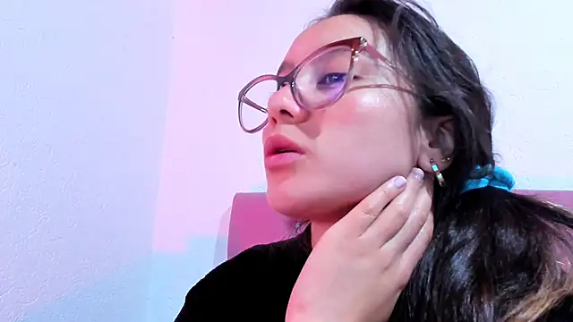 Snapshot of teffy_lee chatting on 15, 2, 2025 teffy lee online show from 15, 2, 2025