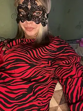 Snapshot of 69Laura696 chatting on 11, 2, 2025 69Laura696 online show from 11, 2, 2025