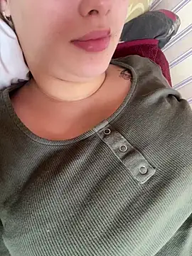 Snapshot of 69Laura696 chatting on 19, 2, 2025 69Laura696 online show from 19, 2, 2025