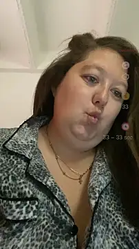 Snapshot of Chloee_ep chatting on 22, 1, 2025 Chloee ep online show from 22, 1, 2025