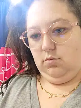 Snapshot of Chloee_ep chatting on 25, 2, 2025 Chloee ep online show from 25, 2, 2025