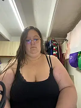 Snapshot of Chloee_ep chatting on 19, 9, 2025 Chloee ep online show from 19, 9, 2025