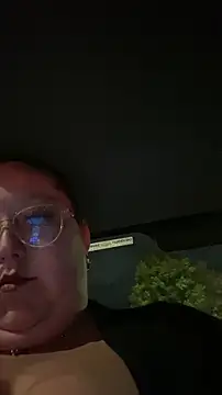 Snapshot of Chloee_ep chatting on 27, 11, 2025 Chloee ep online show from 27, 11, 2025