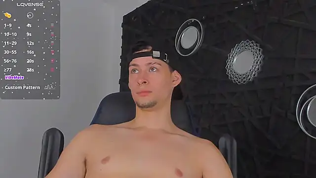 Snapshot of JadeSmiith_ chatting on 13, 1, 2025 JadeSmiith online show from 13, 1, 2025