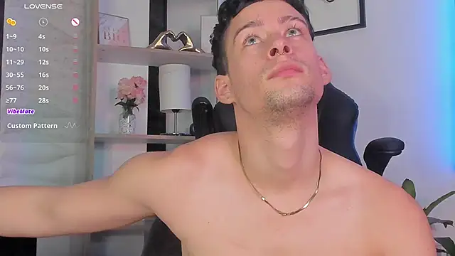 Snapshot of JadeSmiith_ chatting on 20, 2, 2025 JadeSmiith online show from 20, 2, 2025