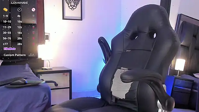 Snapshot of JadeSmiith_ chatting on 14, 3, 2025 JadeSmiith online show from 14, 3, 2025