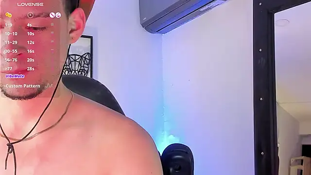 Snapshot of JadeSmiith_ chatting on 15, 3, 2025 JadeSmiith online show from 15, 3, 2025